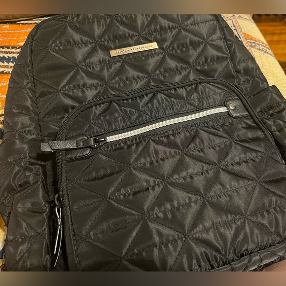 Reaction Kenneth Cole Backpack - Picture 2 of 7